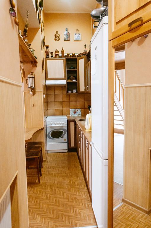 Apartment Na Shevchenka 3 Lviv Kültér fotó