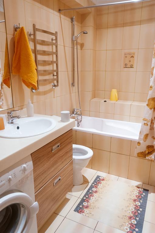 Apartment Na Shevchenka 3 Lviv Kültér fotó